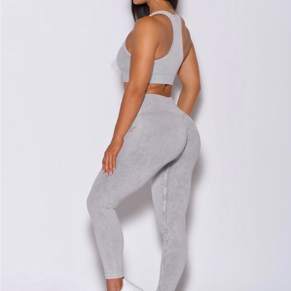 Bombshell legging *SOLD OUT - RARE WASH* - Picture 4 of 4